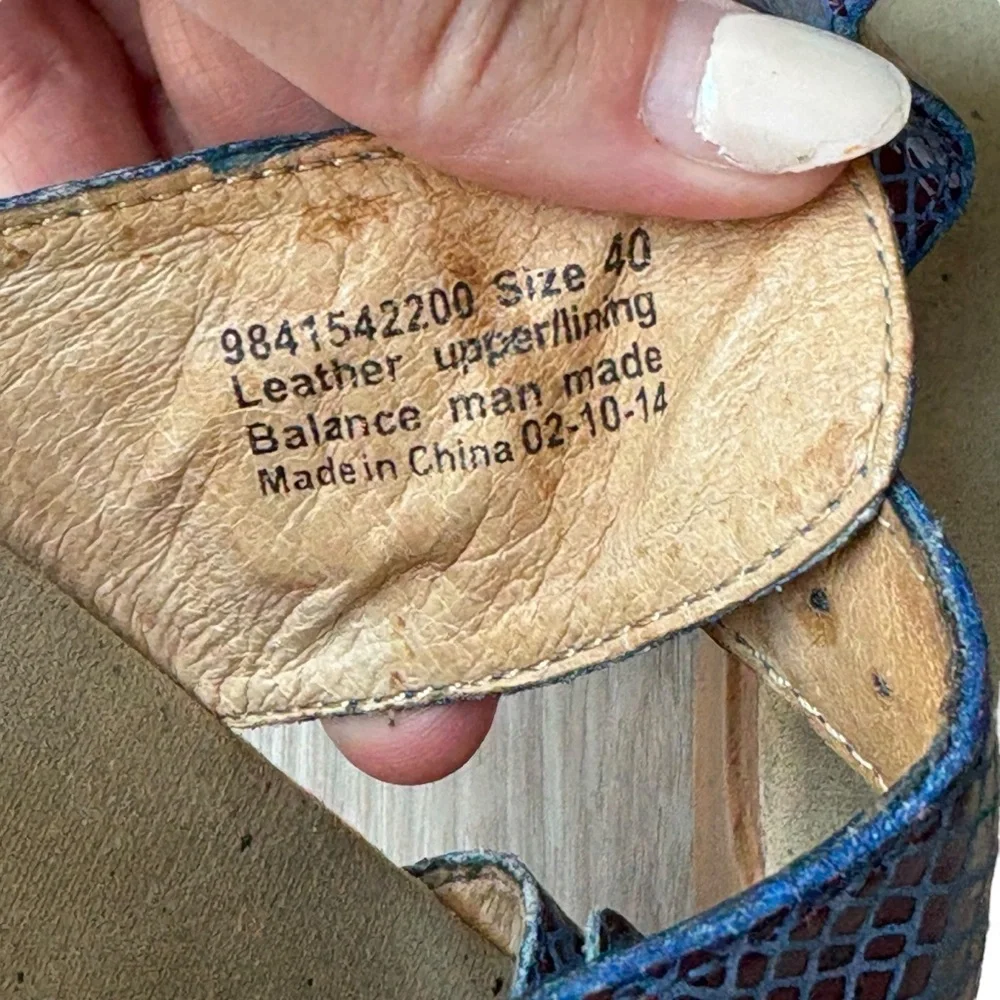 Dansko Sophie Metallic Blue Purple Buckle Adjustable Sandals Size 40 9.5 - Picture 6 of 11